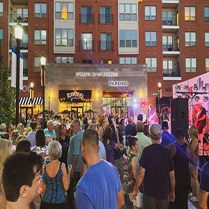 St Charles Concert In the Park 300
