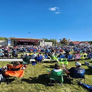 Buffalo Grove Days 300